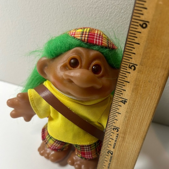 Vintage DAM Mini Plaid Outfit Mini Troll Doll Golfer with Green Hair - Picture 8 of 8